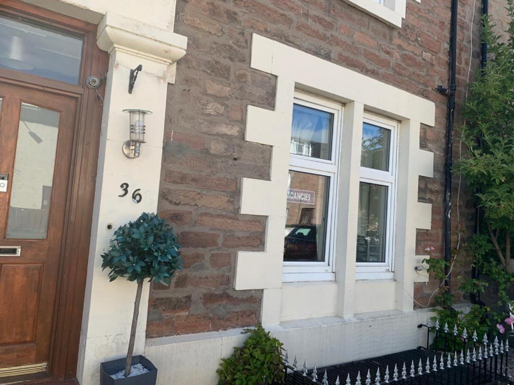 Budget Rooms Inverness Eksteriør billede