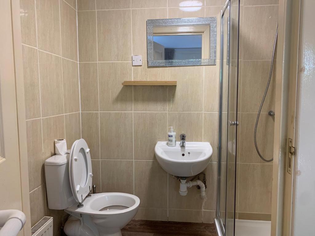 Budget Rooms Inverness Eksteriør billede