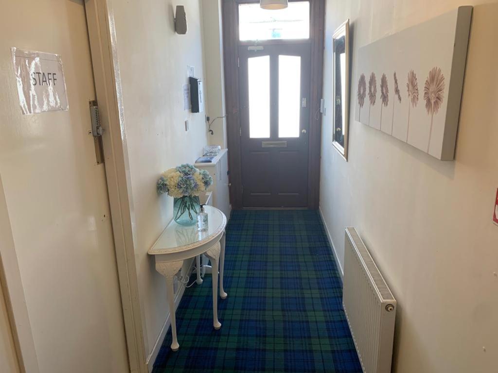 Budget Rooms Inverness Eksteriør billede