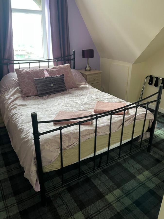 Budget Rooms Inverness Eksteriør billede