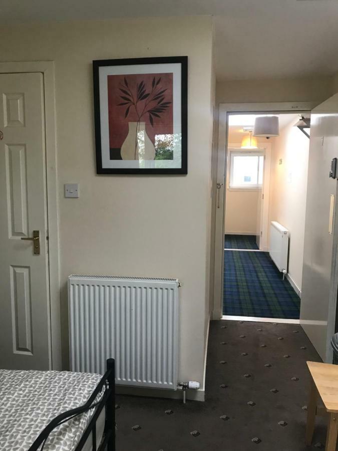 Budget Rooms Inverness Eksteriør billede